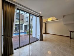 Greenwood Mews (D11), Terrace #484245401